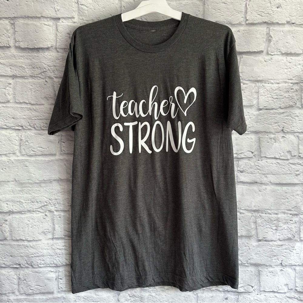 PREOWNED UNBRANDED TEACHER STRONG TSHIRT GREY WHITE XL